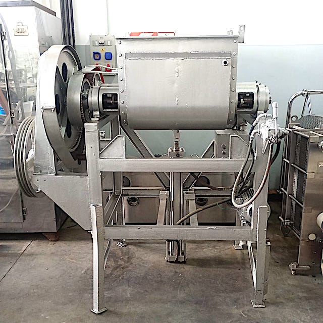 AMASADORA DOBLE Z 200 LITROS USADAS