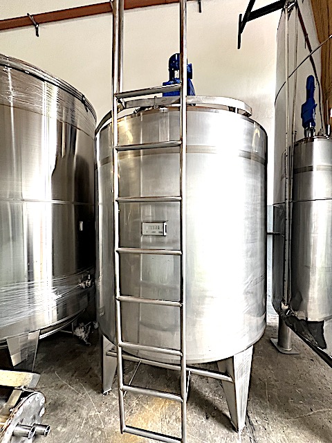 TANQUE ACERO INOXIDABLE 4.500 LITROS USADOS