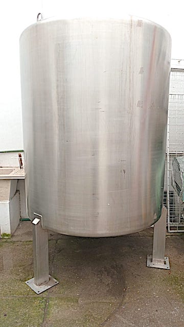 TANQUE ACERO INOXIDABLE 2.400 LITROS USADOS