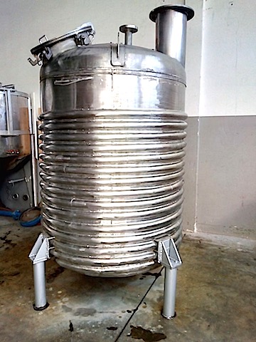REACTOR ACERO INOXIDABLE 2.400 LITROS USADOS