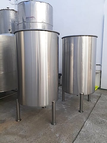 TANQUE ACERO INOXIDABLE 1.050 LITROS 