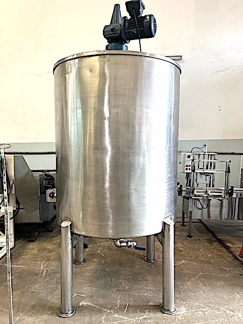 TANQUE ACERO INOXIDABLE 2.500 LITROS USADOS